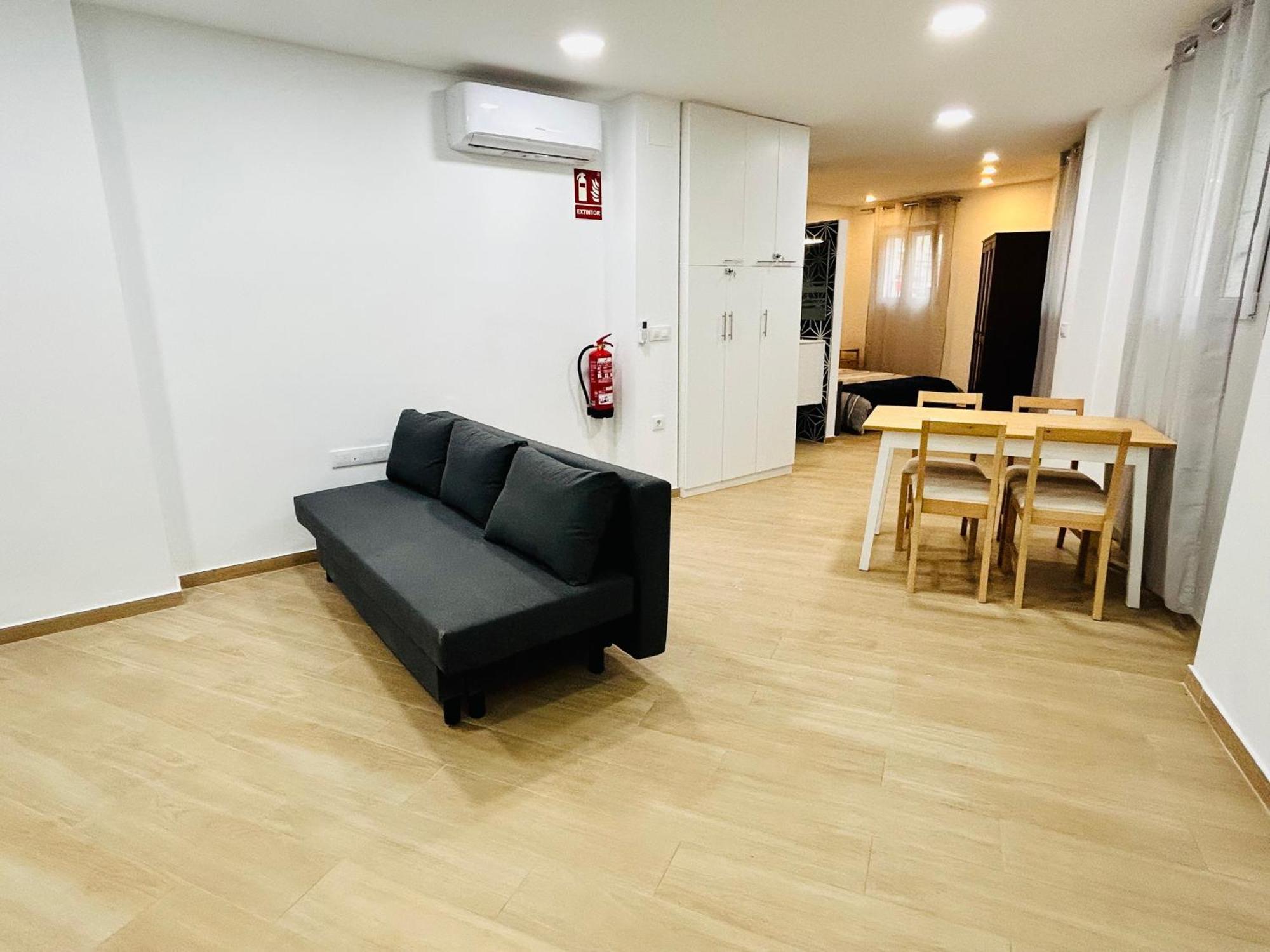 Patraix Nice Suite บาเลนเซีย ภายนอก รูปภาพ